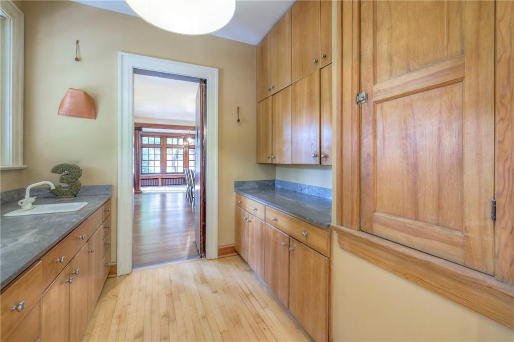 3 Janssen Place — photo 31