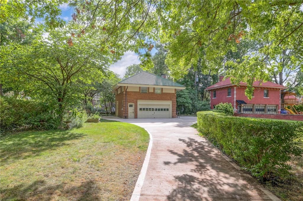 3 Janssen Place — photo 75