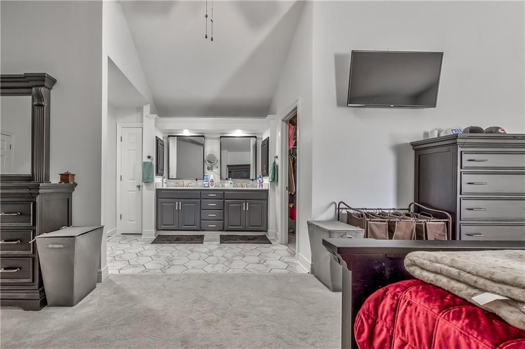 9295 Oakcrest Drive — photo 31