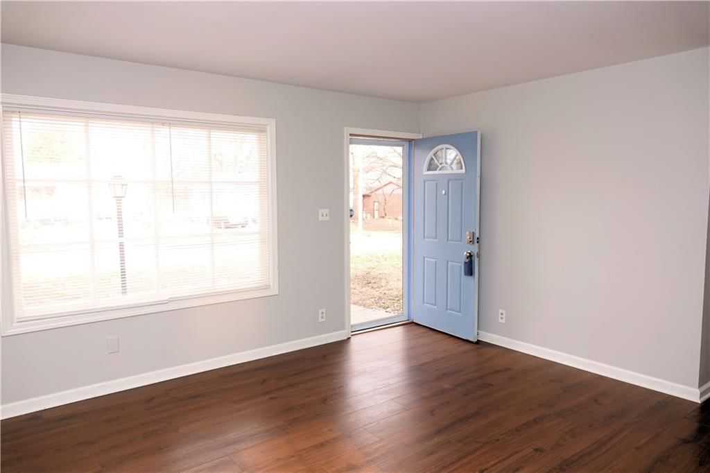 1106 N Indian Lane — photo 4