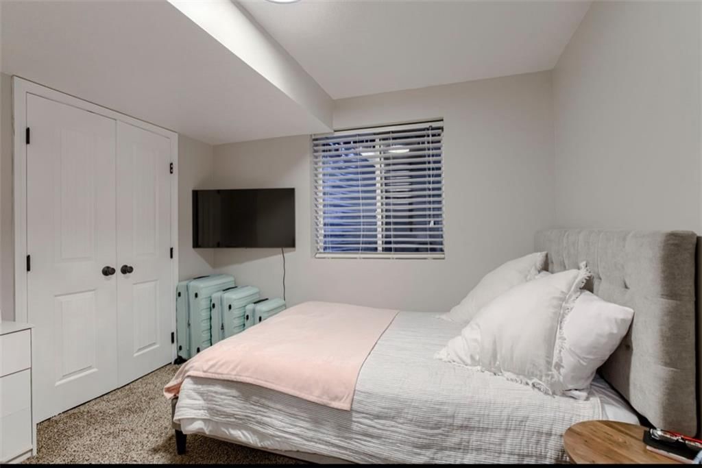 1130 Redwood Place — photo 21
