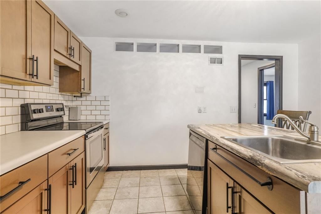 6807 Hunter Street — photo 3