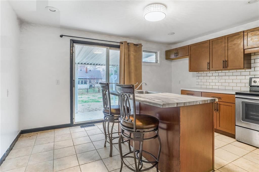 6807 Hunter Street — photo 4