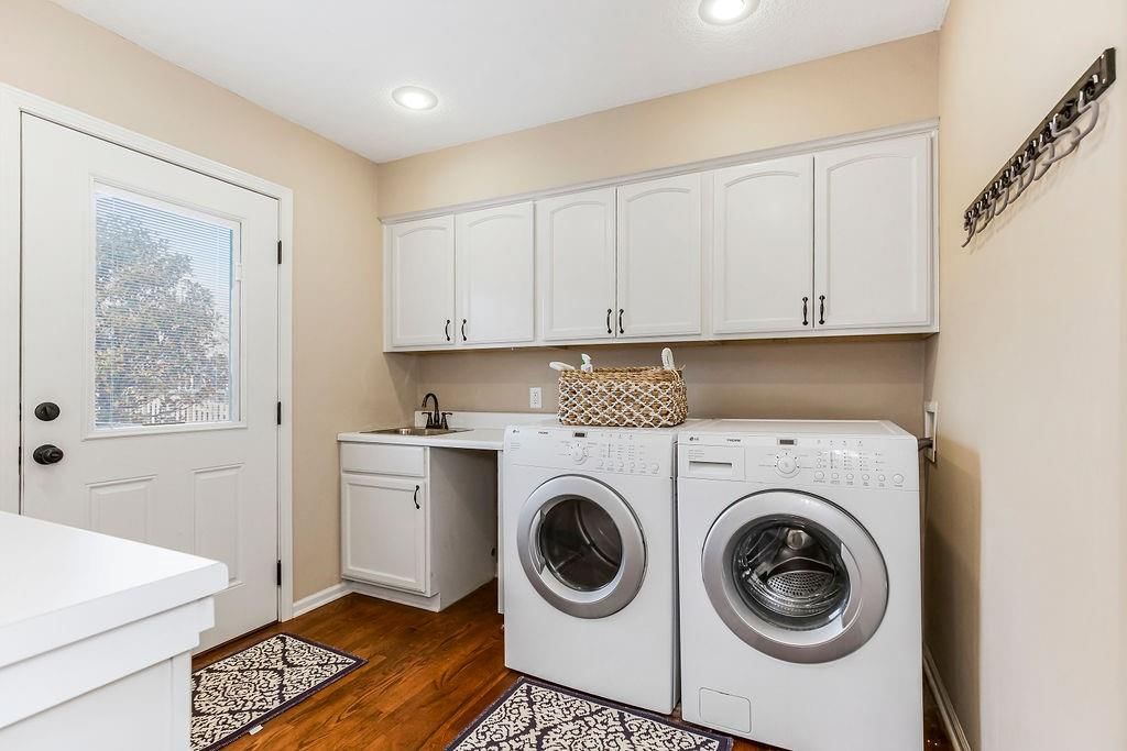 1420 E Meadow Lane — photo 15