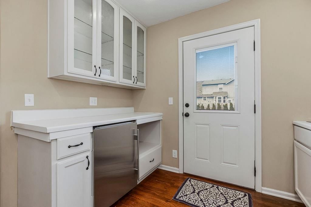 1420 E Meadow Lane — photo 16