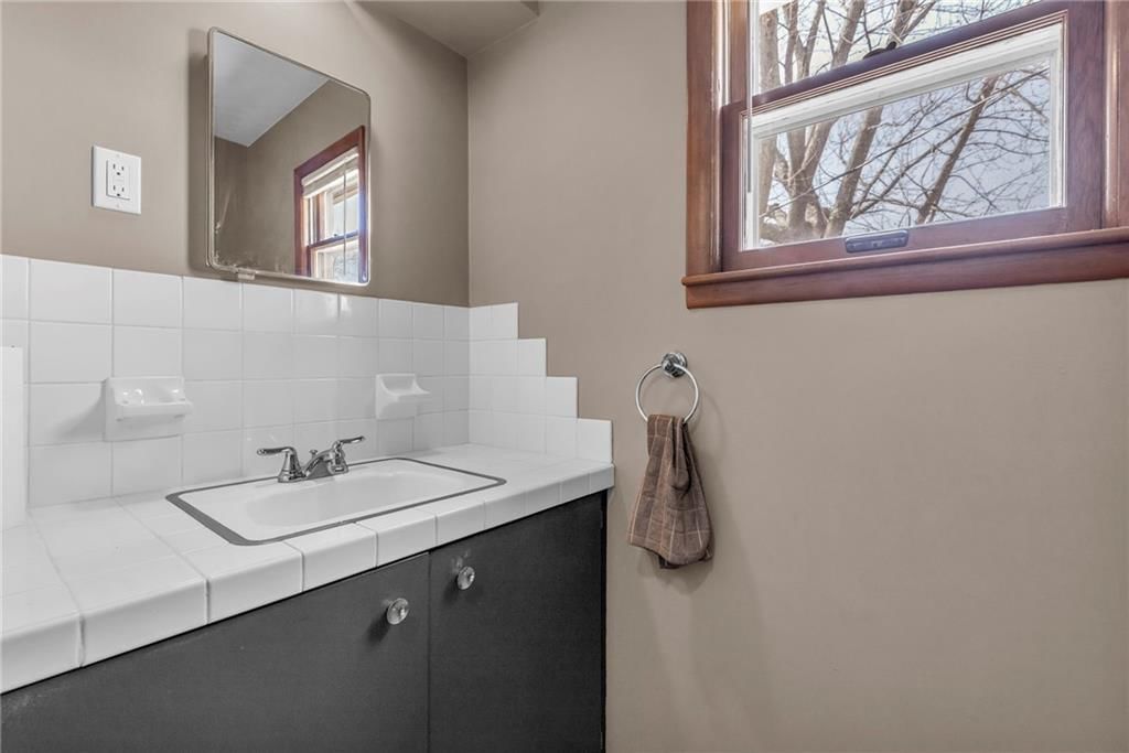 205 N Cleveland Street — photo 16
