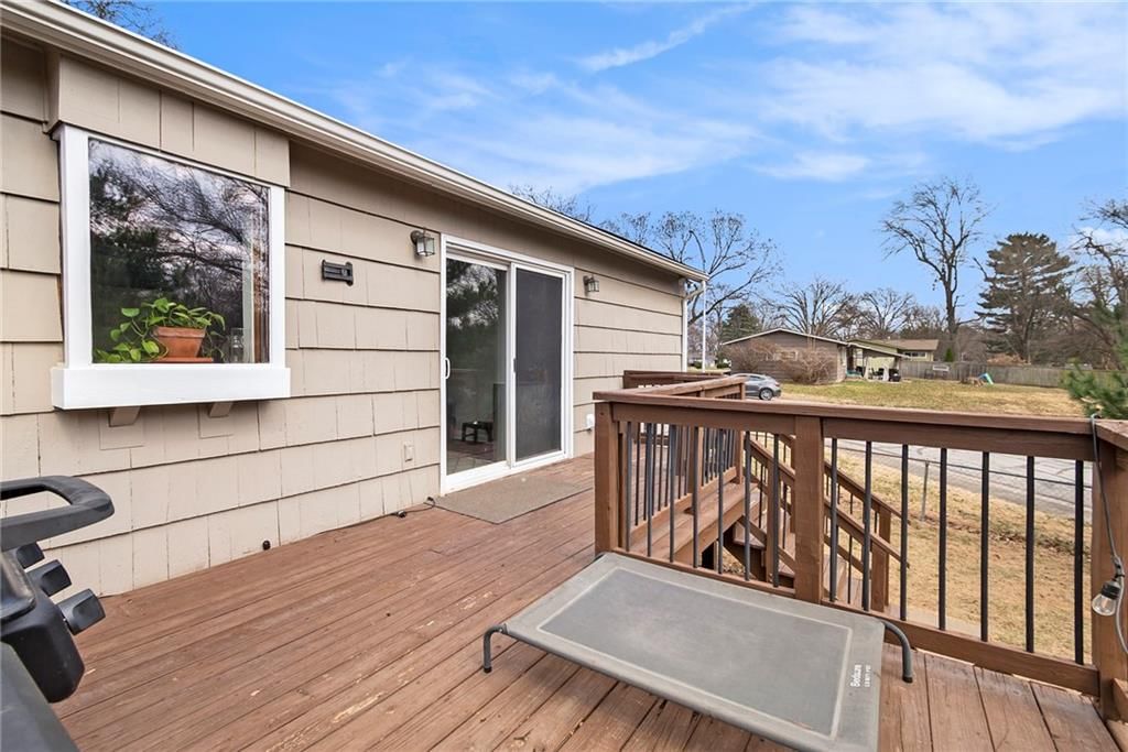 5903 W 75 Terrace — photo 18
