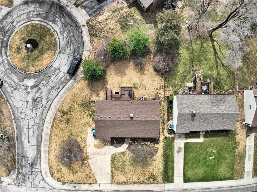 5903 W 75 Terrace — photo 25