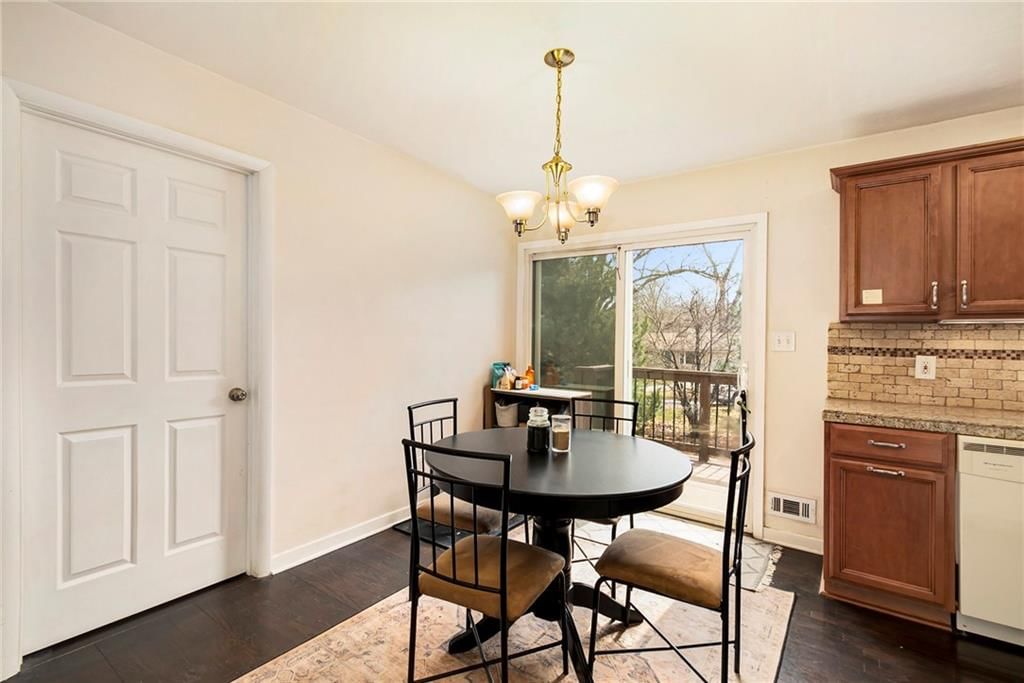 5903 W 75 Terrace — photo 7