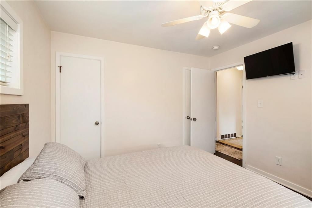 5903 W 75 Terrace — photo 9