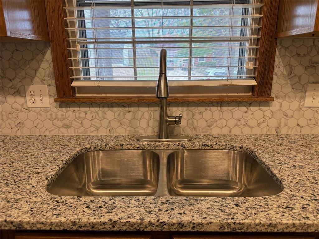 11706 W 72nd Street — photo 20
