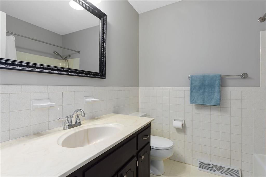 11706 W 72nd Street — photo 31