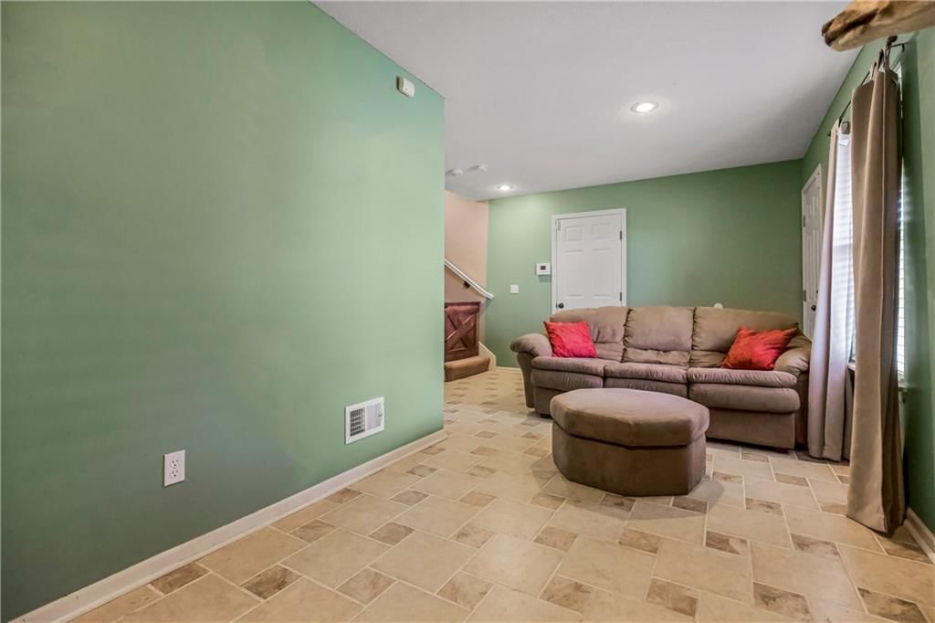 16730 Pratt Street — photo 13