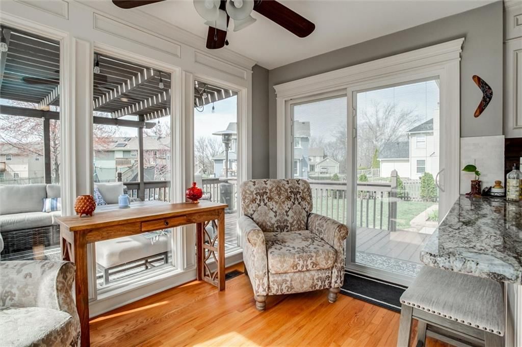 708 Hawthorne Court — photo 12