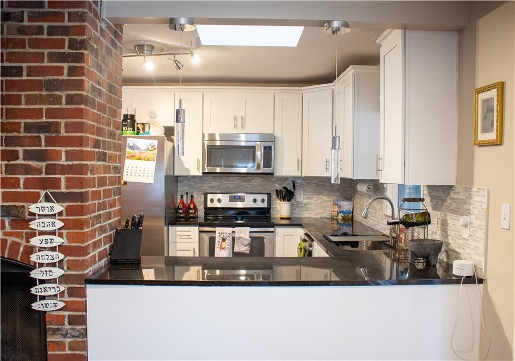 1102 W 86th Street — photo 15