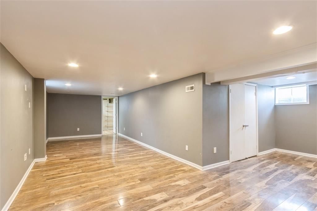 8726 Larsen Street — photo 18