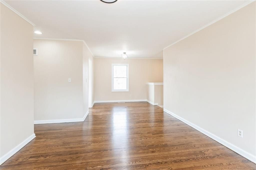 8726 Larsen Street — photo 6