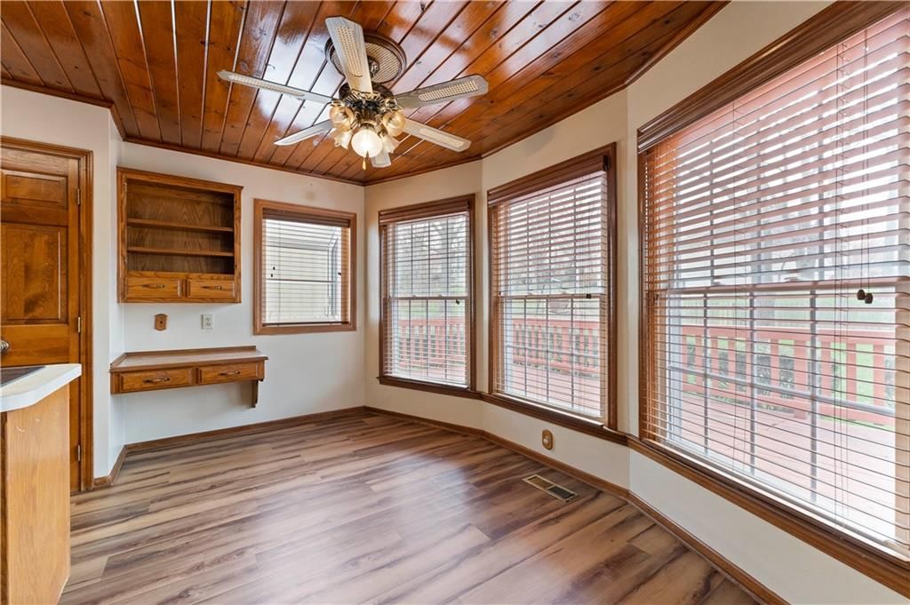 11442 Grant Drive — photo 13