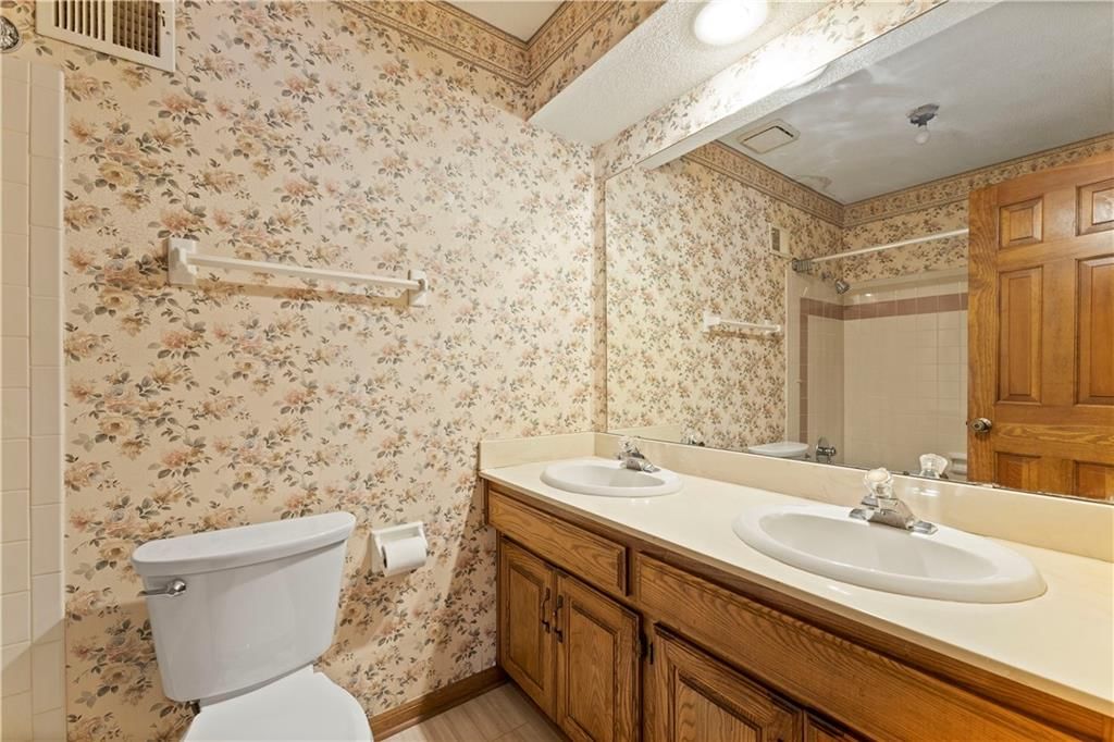 11442 Grant Drive — photo 30