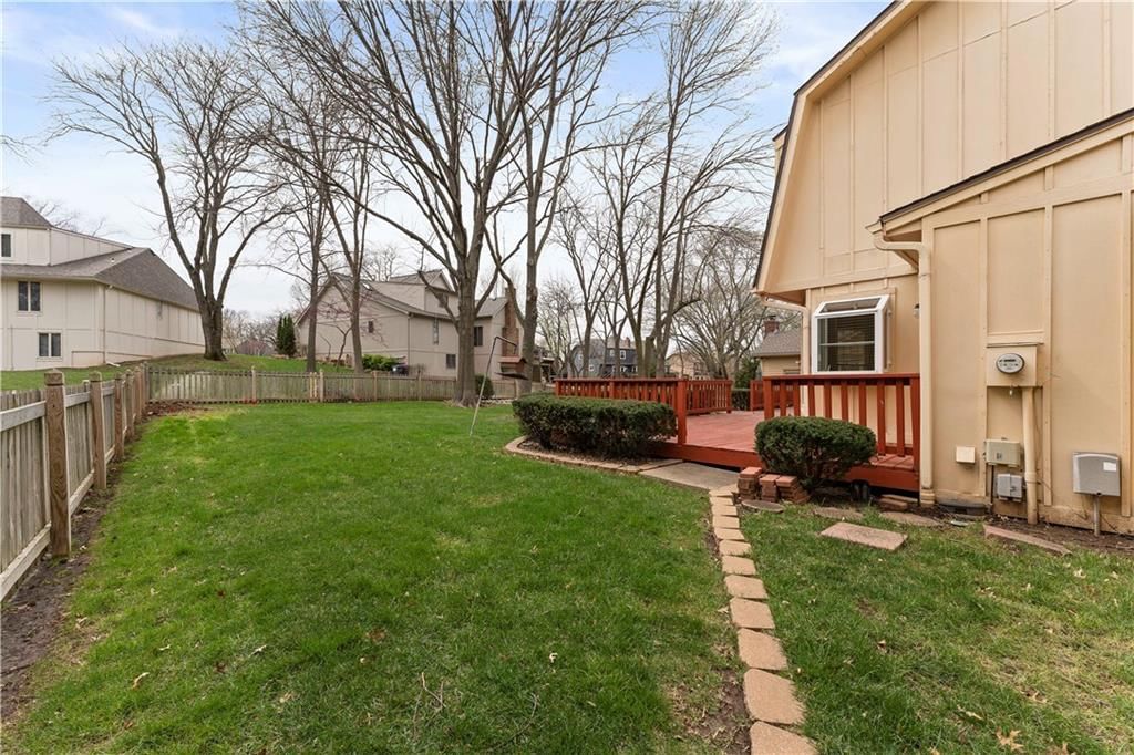 11442 Grant Drive — photo 41