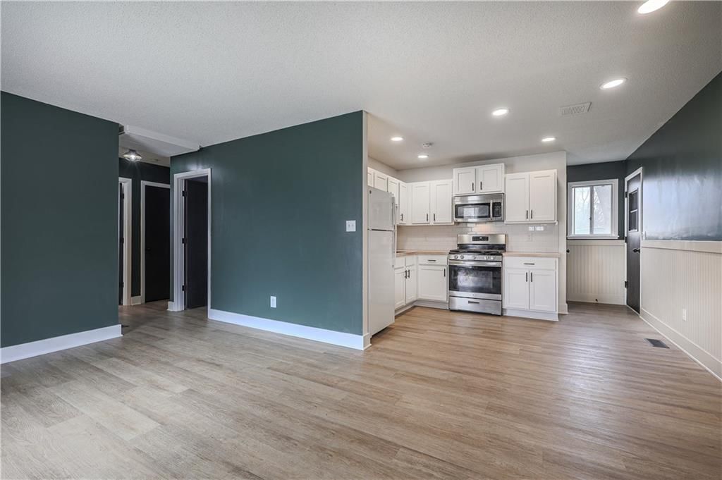 18006 E 17th Street — photo 7