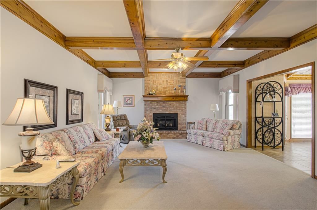 7012 N Benton Court — photo 4