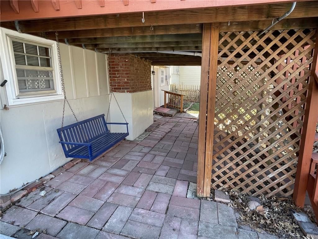1604 NE 69th Terrace — photo 9