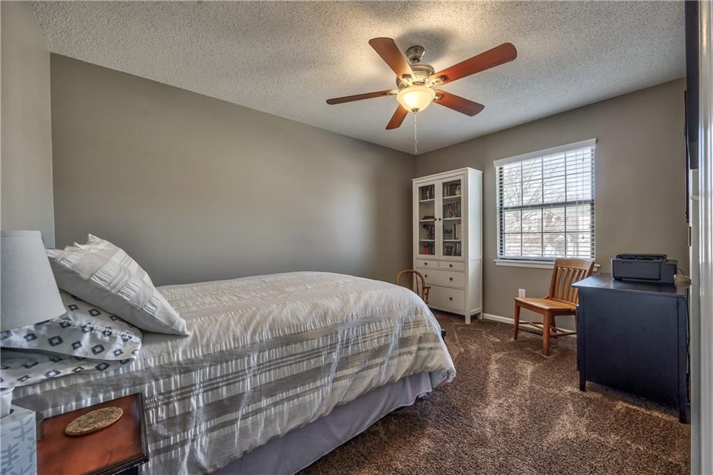 110 S Janell Drive — photo 15