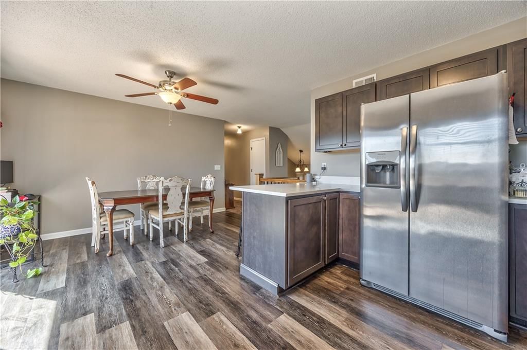 110 S Janell Drive — photo 10