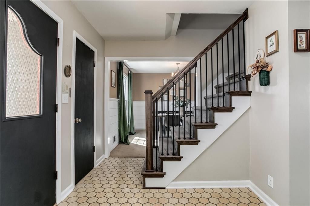 416 E 115th Terrace — photo 3