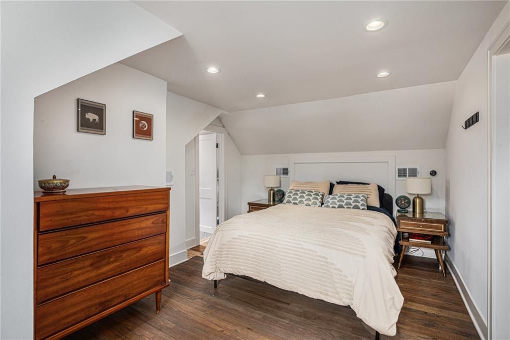 3006 W 73rd Terrace — photo 11