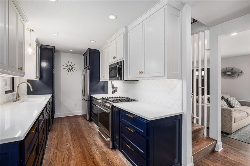3006 W 73rd Terrace — photo 7
