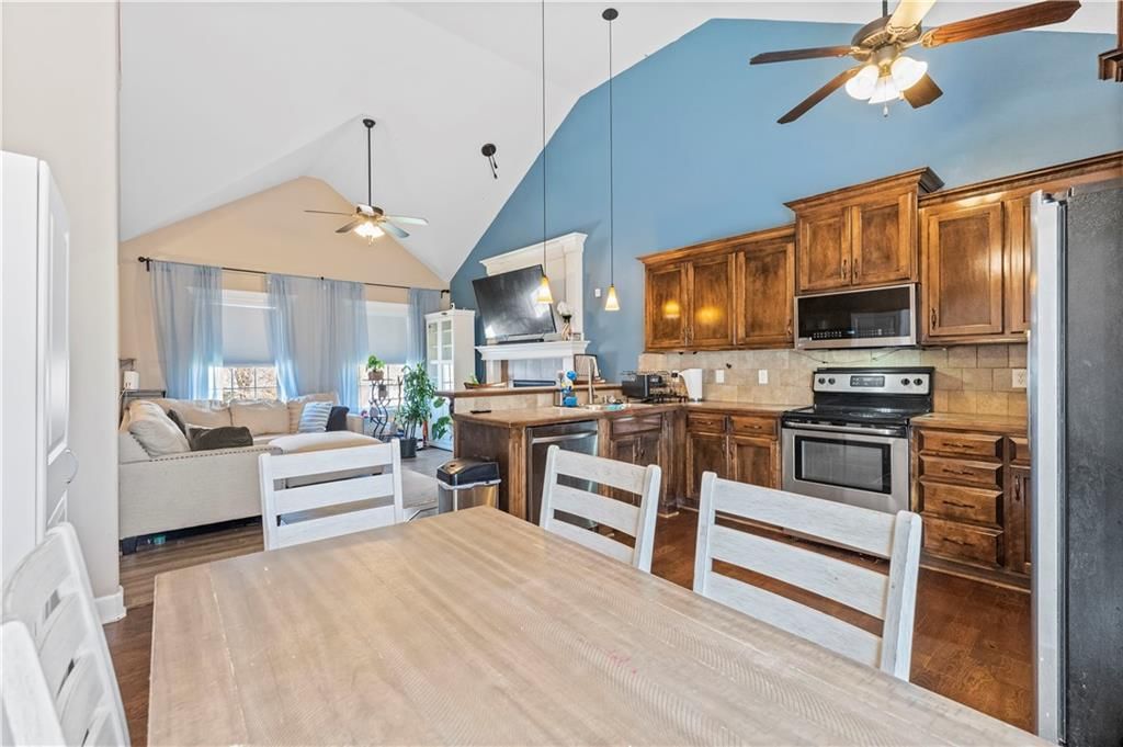 112 SE Hanging Garden Street — photo 11