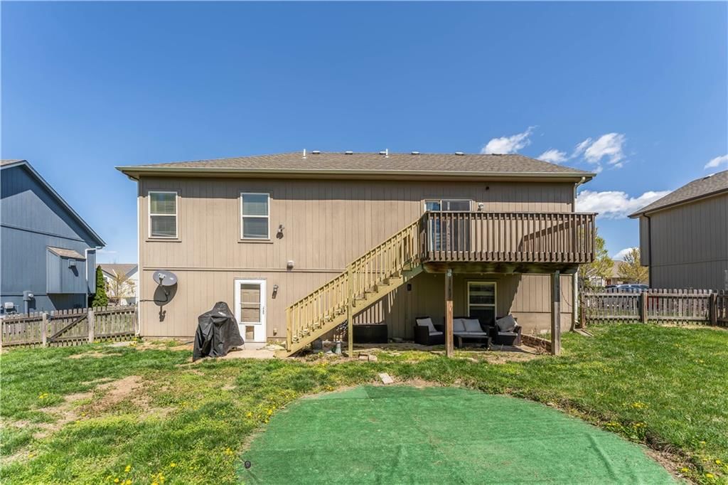 112 SE Hanging Garden Street — photo 31