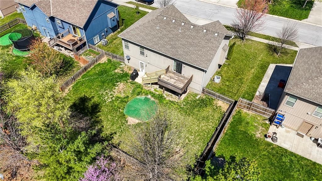 112 SE Hanging Garden Street — photo 42