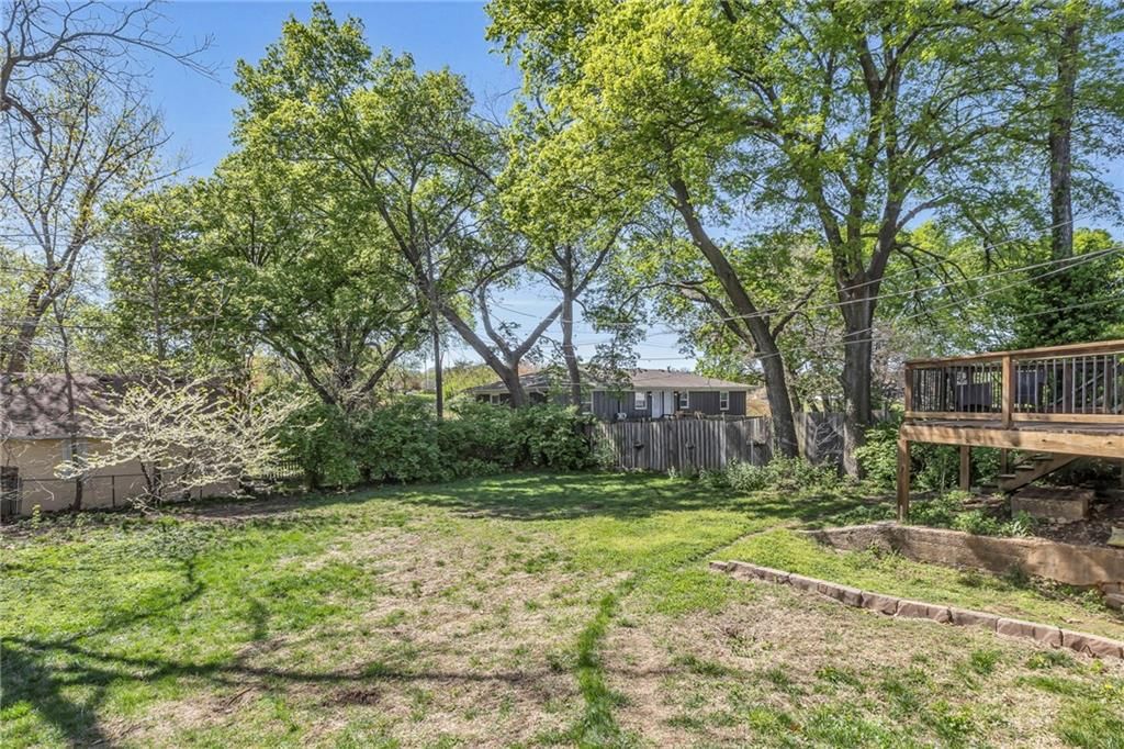 4916 Fontana Street — photo 28