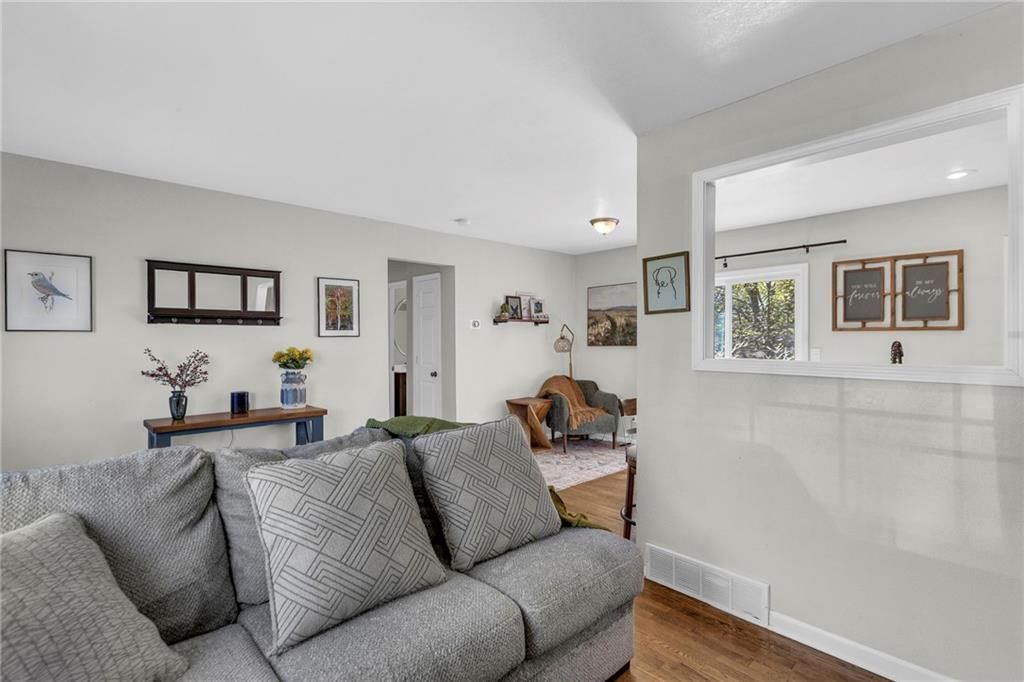 4916 Fontana Street — photo 6