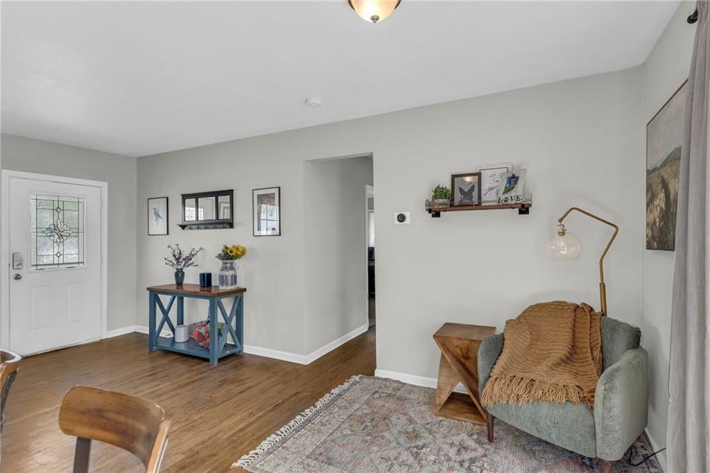 4916 Fontana Street — photo 9