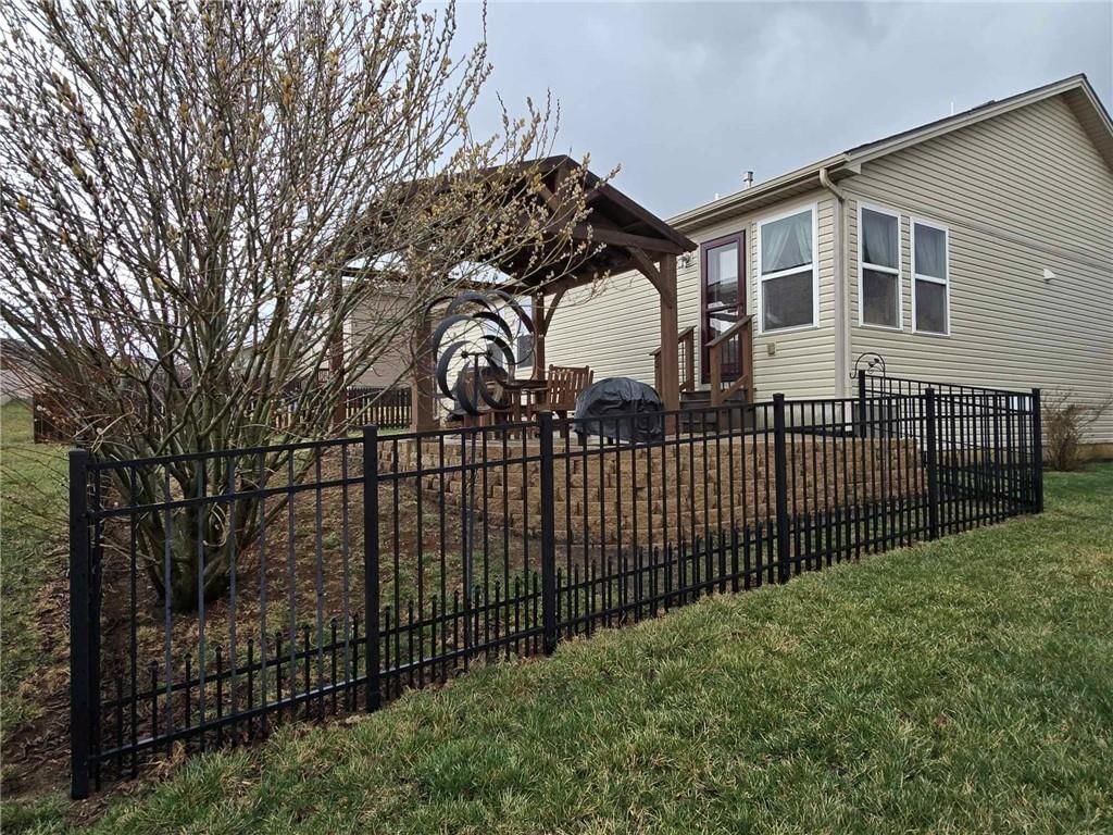 14408 Richmond Avenue — photo 3