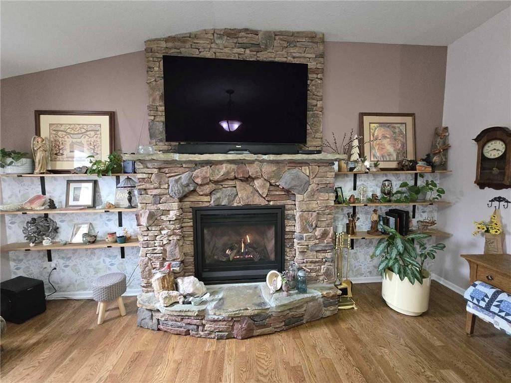 14408 Richmond Avenue — photo 7