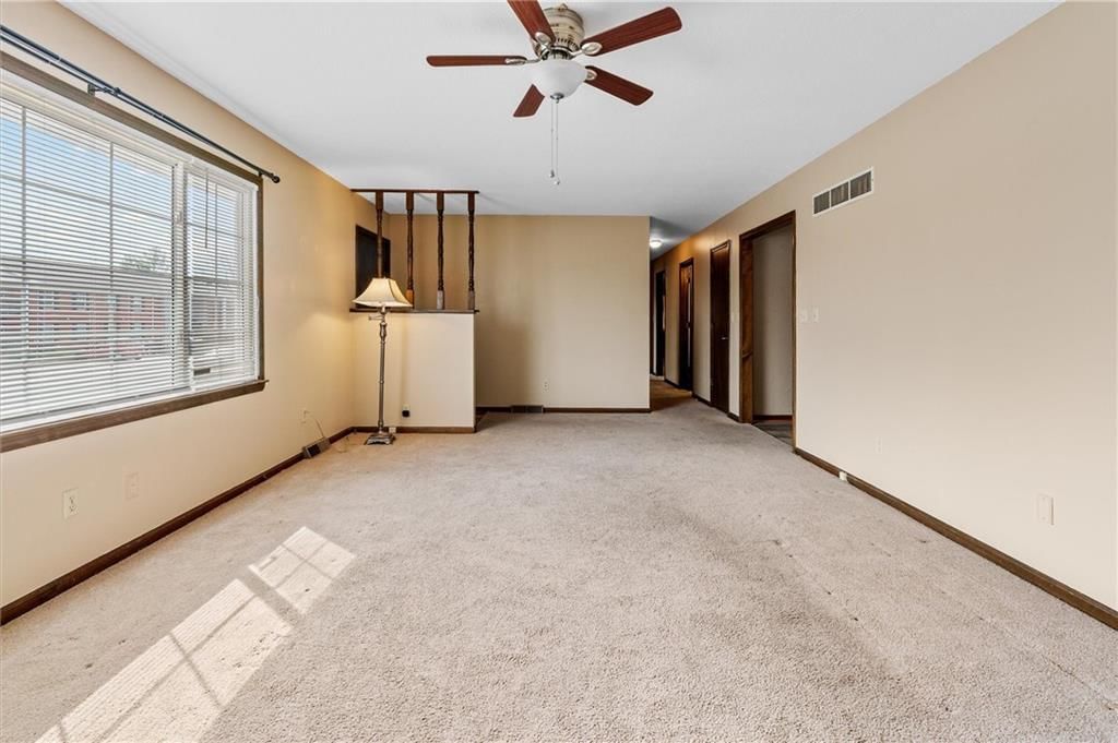 1110 Fairway Drive — photo 5