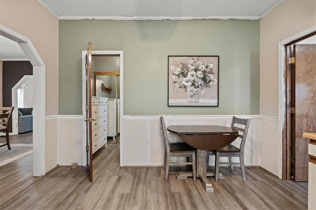 204 E Nichols Street — photo 14
