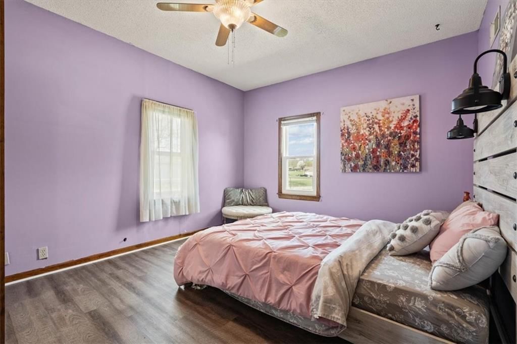 204 E Nichols Street — photo 19