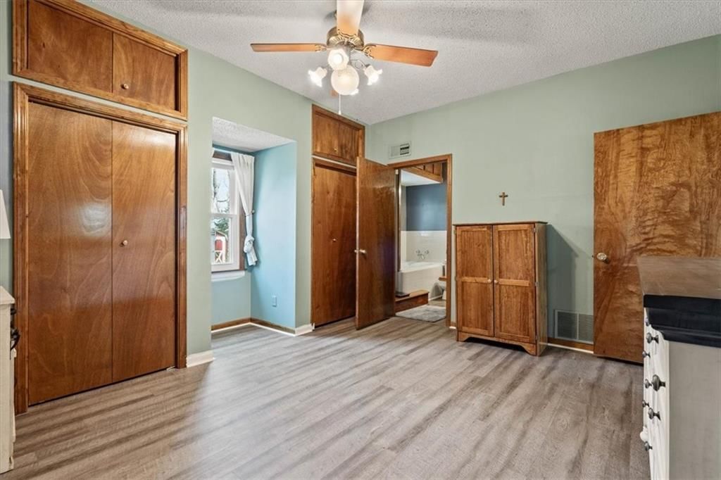204 E Nichols Street — photo 21