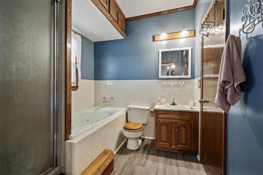 204 E Nichols Street — photo 23