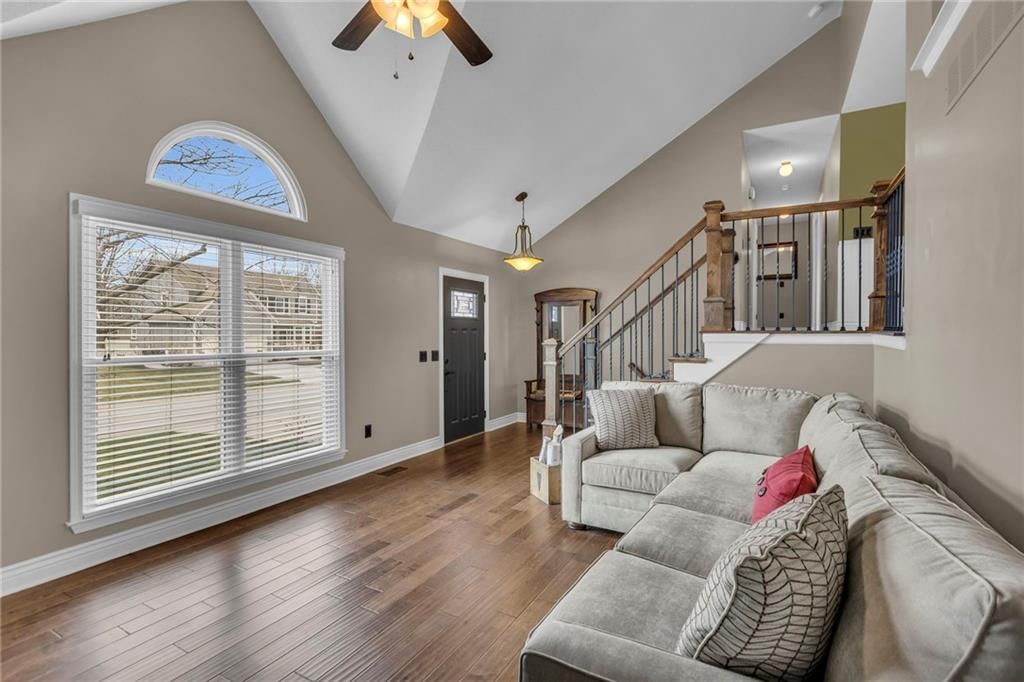 15414 W 148th Terrace — photo 7