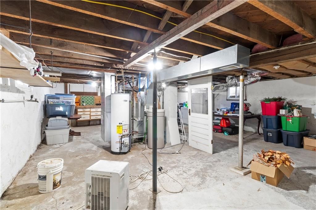 827 Locust Street — photo 29