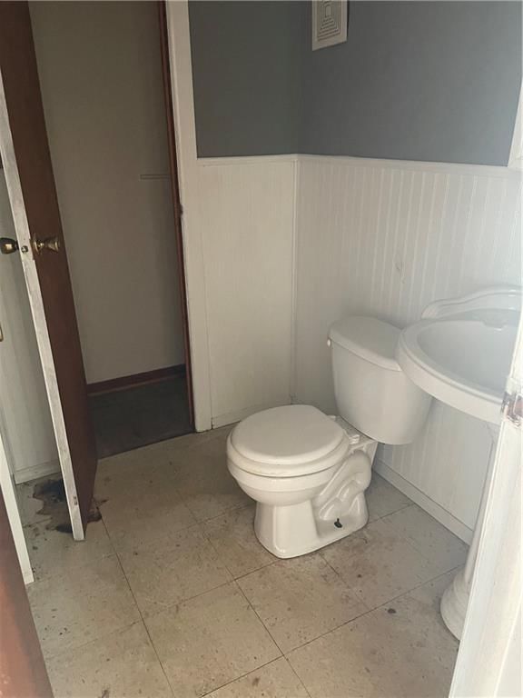 2423 Patee Street — photo 7