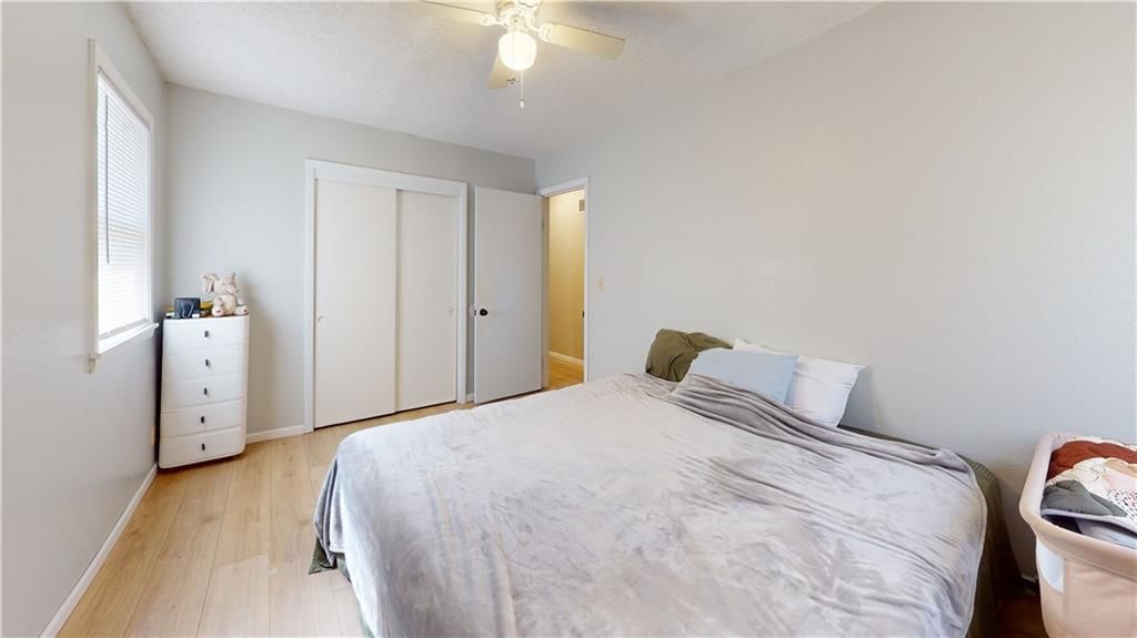 1125 W Hunter Street — photo 13