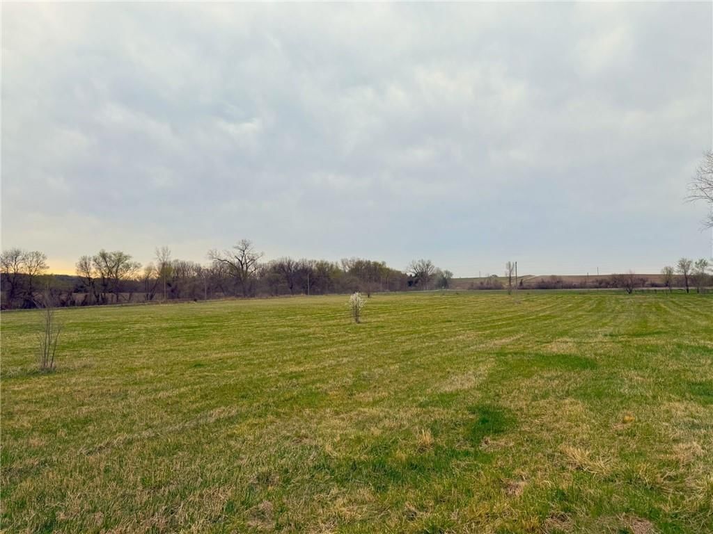 1495 N 2100 Road — photo 33